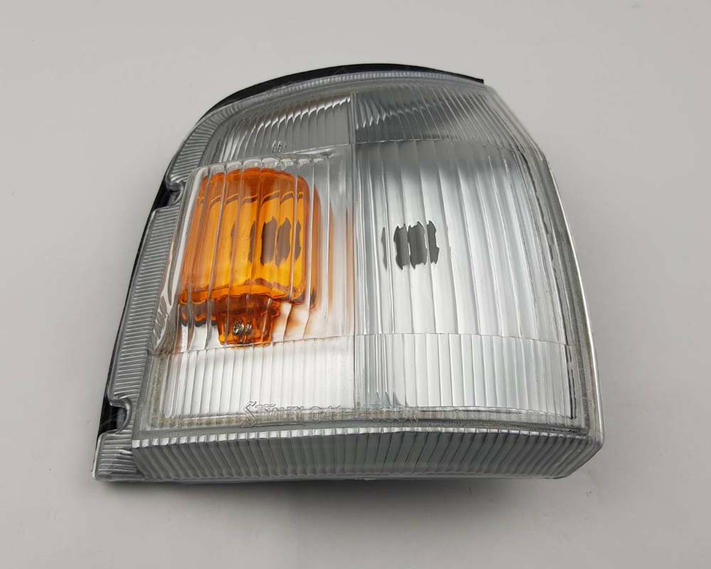 Front Corner Turn Signal Light - for Isuzu TFR Pickup 1995–1996 - Clear / Amber Lens - RH – OEM 8-97111-481-A - additional view 3