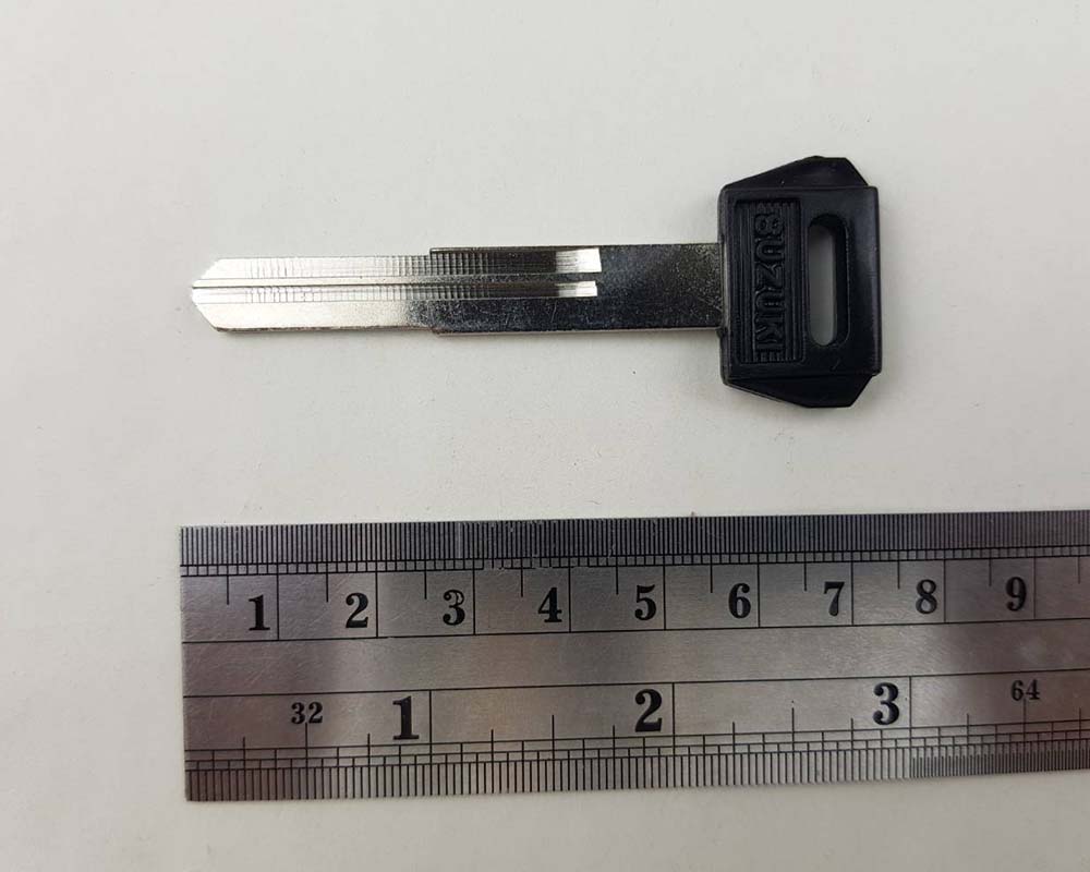 Suzuki uncut key blank Black Head, view 3