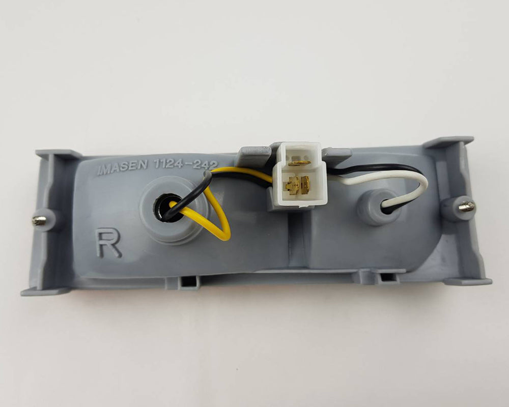 Mitsubishi Champ II front turn signal light RH rear view