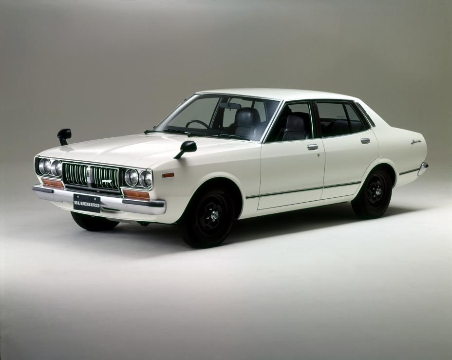 Weatherstrip Door Rubber Front Door Right for 1976-1979 Nissan Bluebird 810 160B 4 door Sedan 80830-U7400