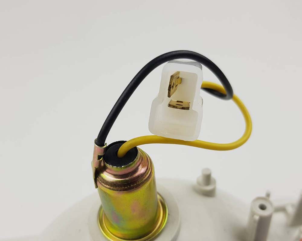 Front Bumper Turn Signal Light – Amber for 1983–1984 Toyota Hilux LN50 / LN55 / LN56 / YN50-series product view 3