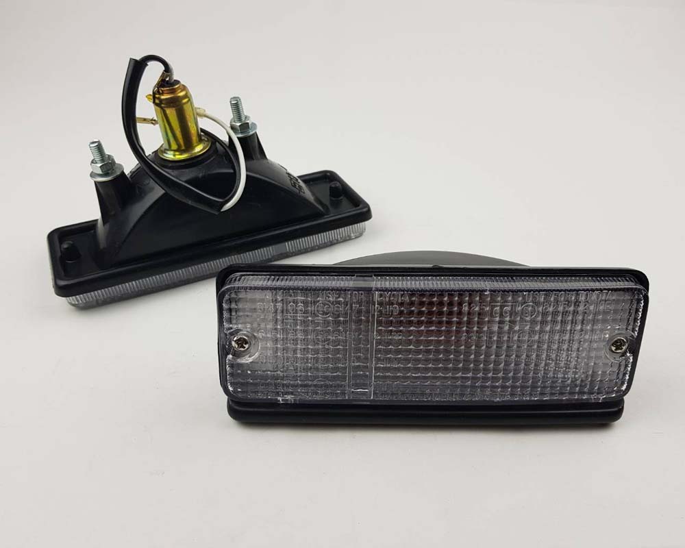 Front Bumper Turn Light - KE70 - Clear Lens - LH-RH – OEM 81520-19745 / 81510-19745