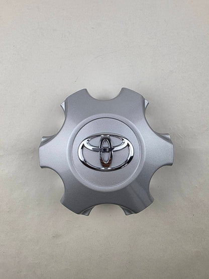 Genuine Toyota Wheel Center Cap for Toyota Hilux & Fortuner – OEM 4260B-0K080