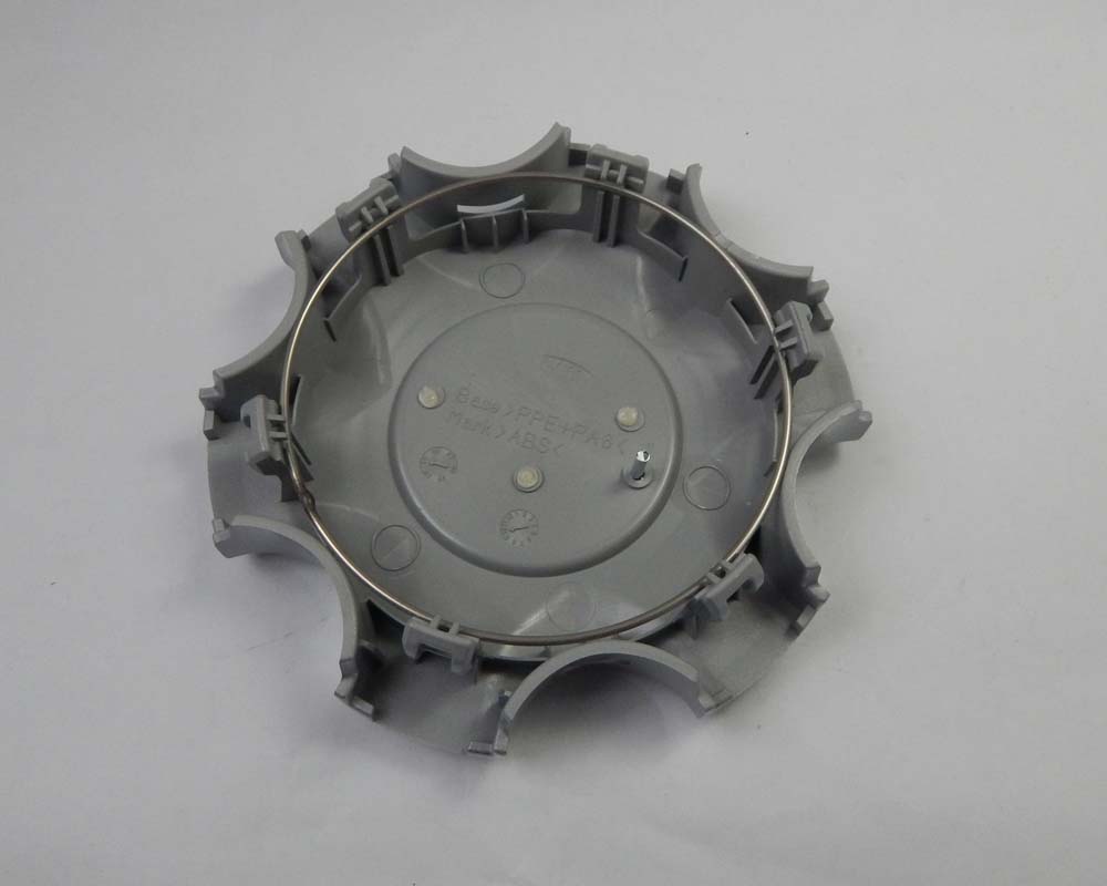 Genuine Toyota Wheel Center Cap for Toyota Hiace KDH200 – OEM 4260B-26010