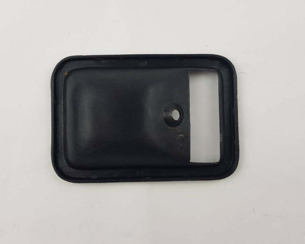Black inner door handle bezel detail 1 for Hino