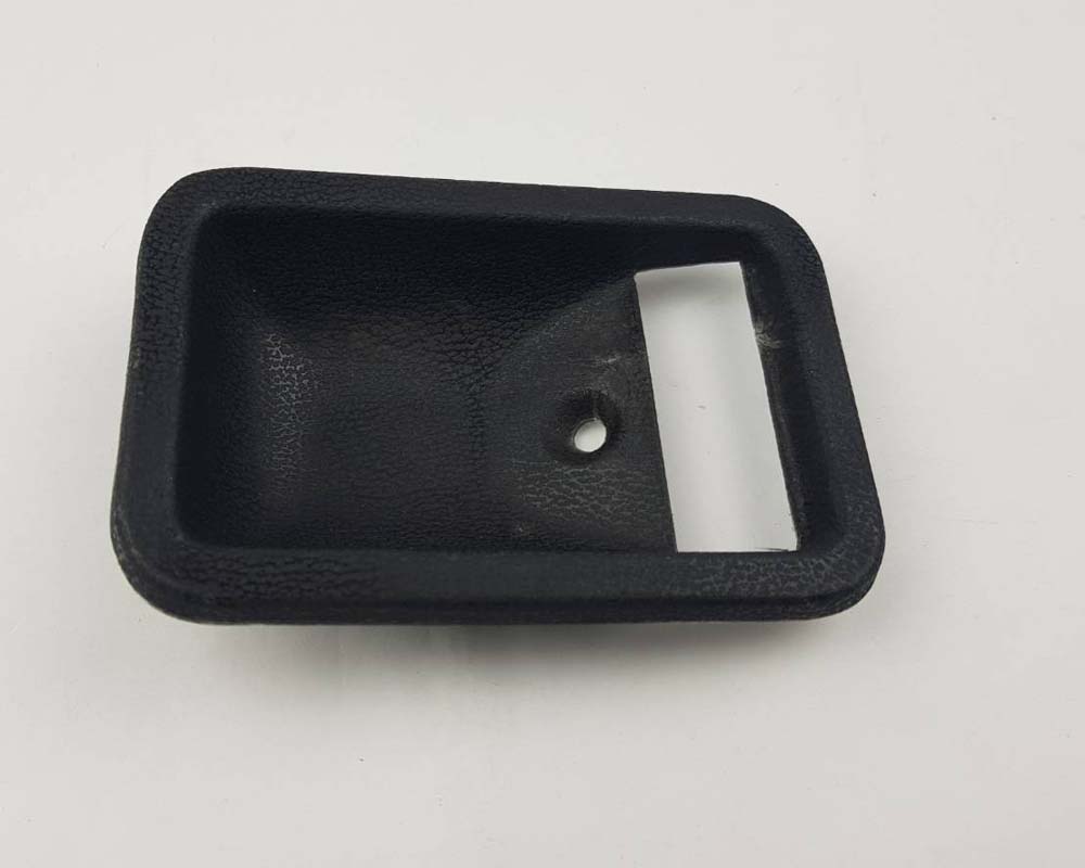 Black inner door handle bezel detail 2 for Hino
