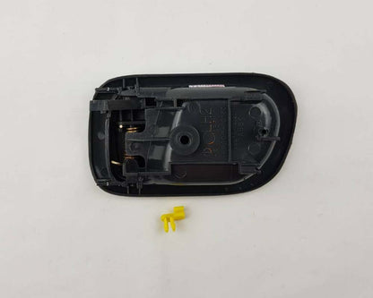 Toyota Corolla / Sprinter / Sprinter Carib Front Interior Door Handle - actual product