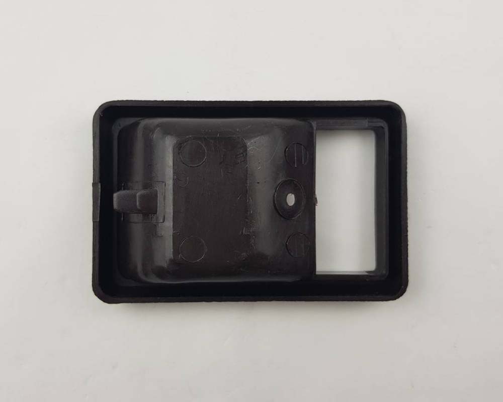 Brown inner door handle bezel detail 2 for Toyota Hilux Pickup / 4Runner LN50 / LN55 / LN56 / RN55