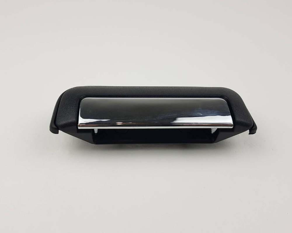 Mitsubishi Strada / L200 Front Exterior Door Handle - actual product