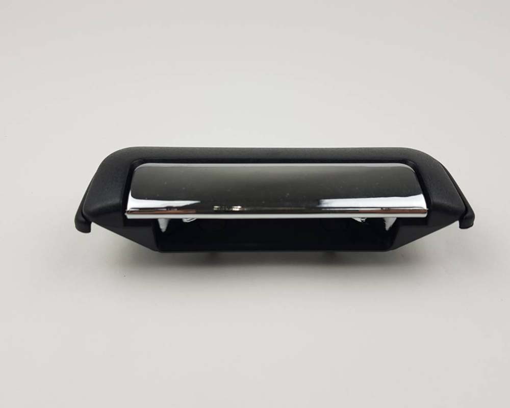 Mitsubishi Strada / L200 Front Exterior Door Handle - actual product