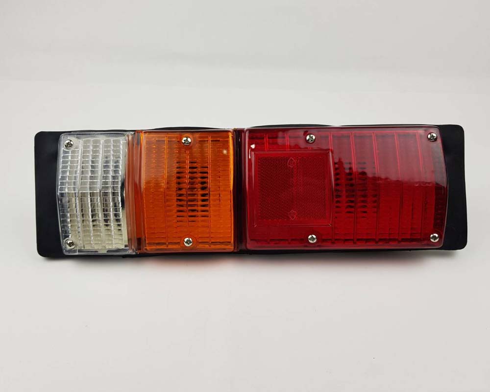 Rear Combination Light - NPR 1987–2006 - RH Isuzu OEM 8-97065-809-0