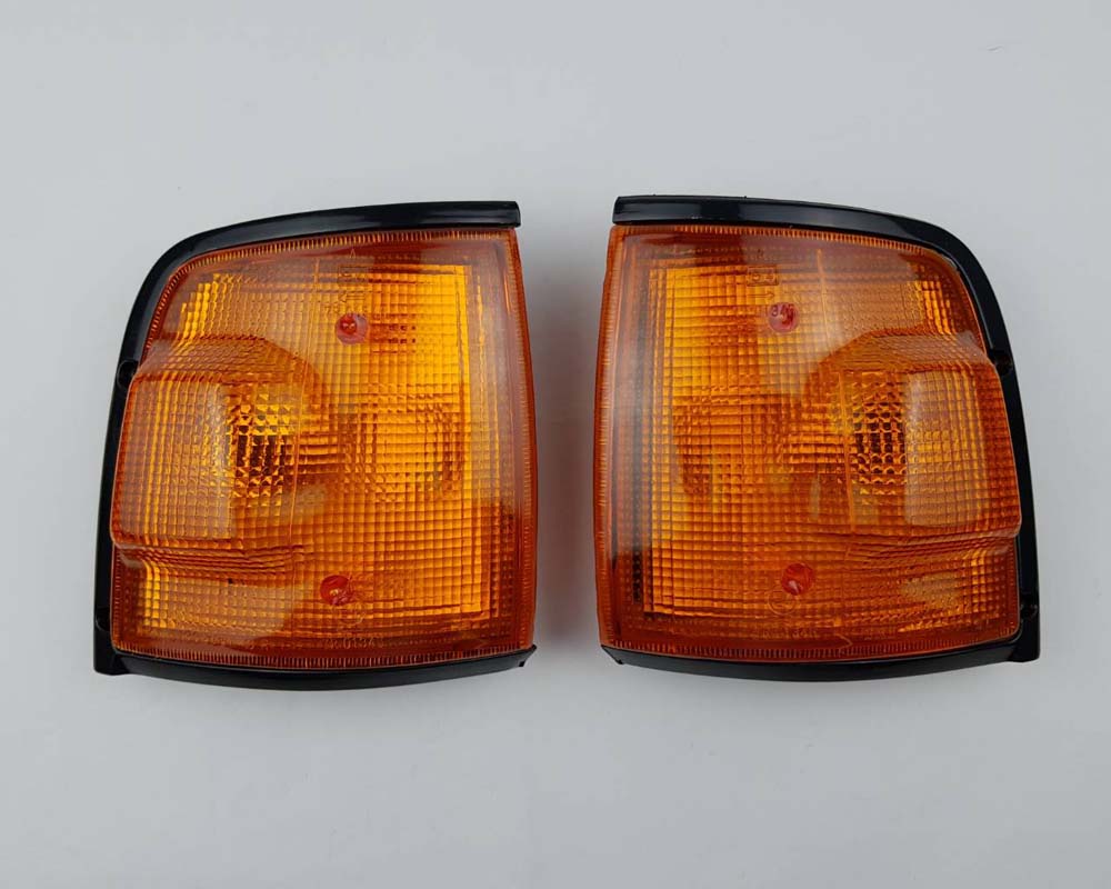 Front Corner Turn Signal Light - for Isuzu TFR Pickup 1989–1995 - Amber Lens - Black Frame - LH + RH Pair – OEM 8-94434-567 / 8-94434-568