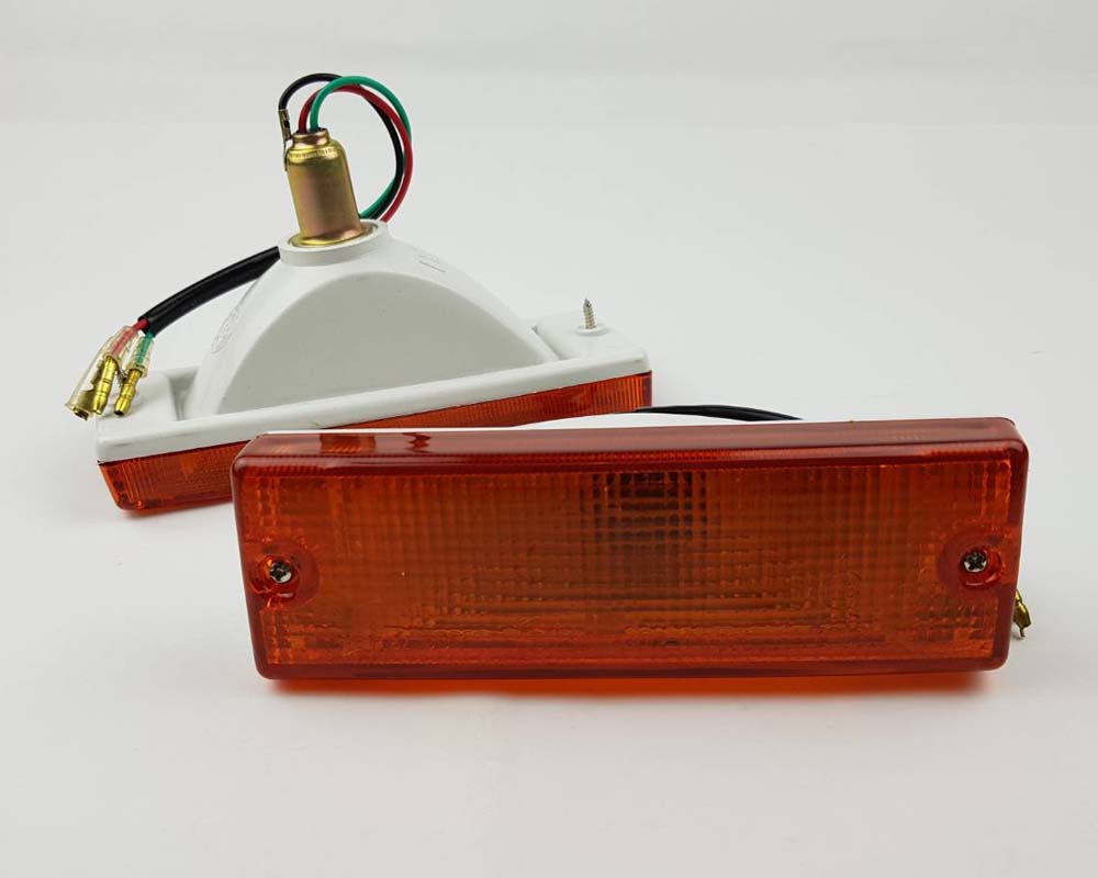 Front Bumper Turn Signal Light - for Isuzu TFR Pickup 1989–1997 - Black Frame - Amber Lens - 3 Wires - LH + RH Pair – OEM 8-94474-317-1 / 8-94474-316-1 - additional view 2