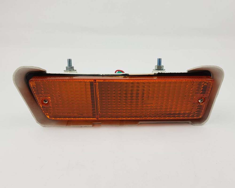 Front Corner Turn Signal Light - for Isuzu Faster Z / KB-Series Pickup 1981–1987 - Amber Lens - RH – OEM 8-94223-591-2