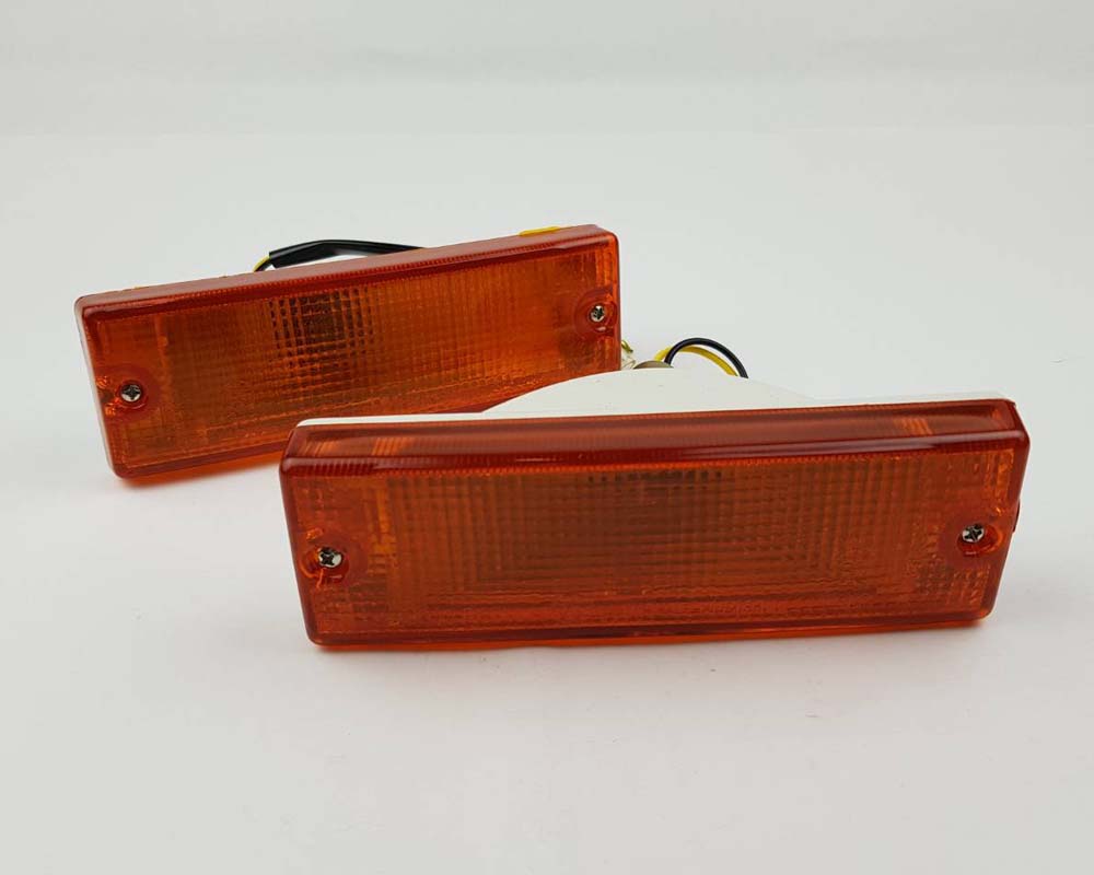 Front Bumper Turn Signal Light - for Isuzu TFR Pickup 1997 Onward - Amber Lens - 2 Wires - LH + RH Pair – OEM 8-97910-033-1 / 8-97910-032-1
