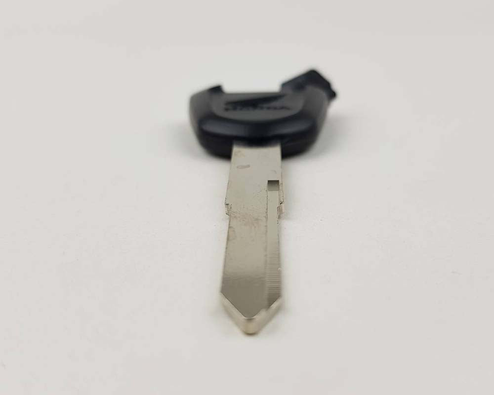 Honda uncut key blank Magnetic Shutter Opener, view 2