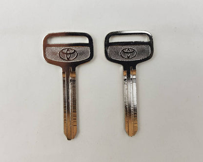 Toyota uncut key blank pair Metal Head