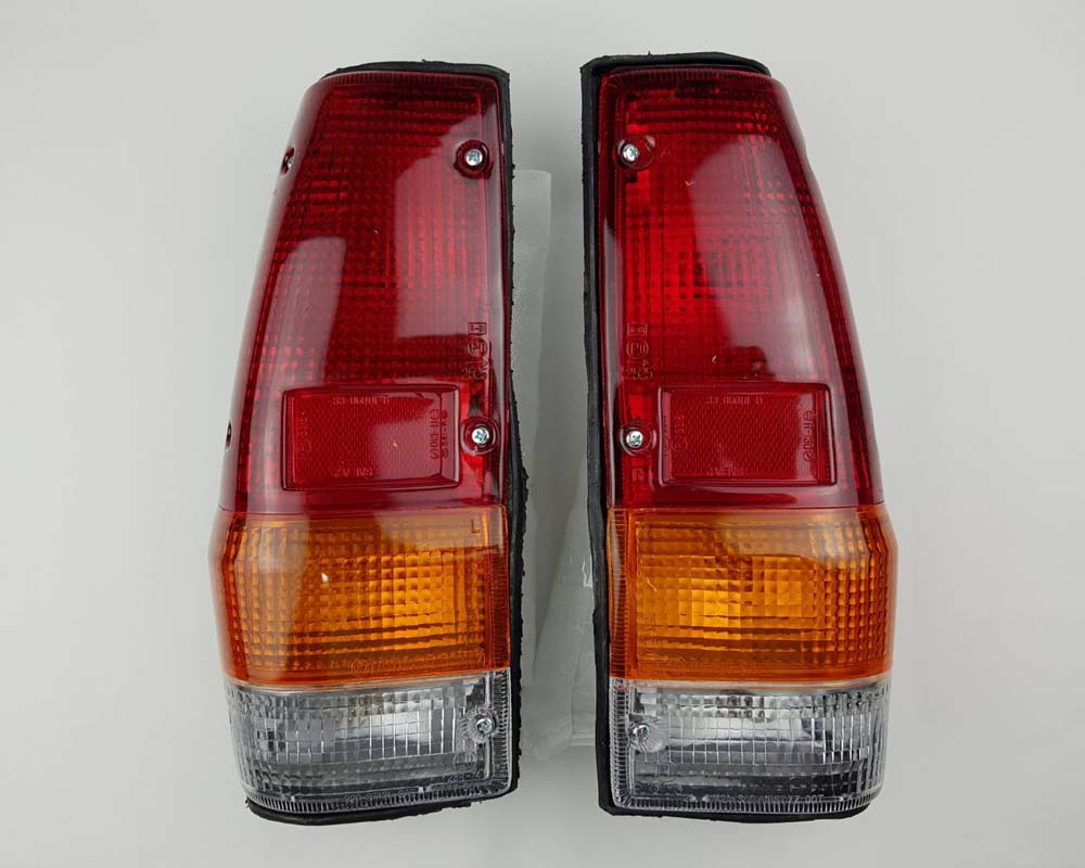 Rear Combination Tail Light - for Mitsubishi L200 / Dodge D50 Ram 50 1983–1986 - LH + RH Pair - OEM MB185533 / MB185534