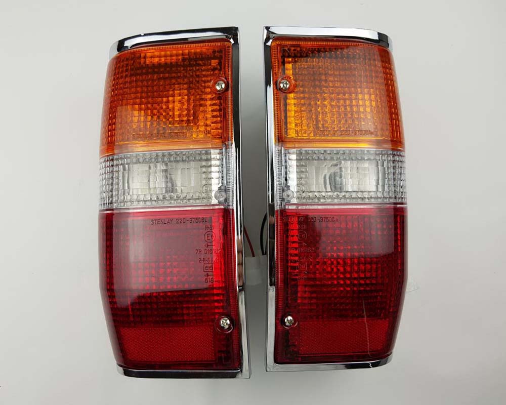 Rear Combination Tail Light - for Mitsubishi L200 Cyclone 1979–1987 - Chrome - LH + RH Pair - OEM MB527103 / MB527104