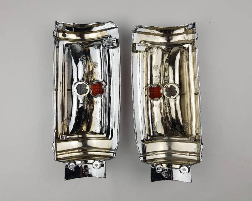 Front Corner Turn Signal Light - for Mitsubishi L200 Cyclone 1979–1987 - Chrome - LH + RH Pair - OEM MB527091 / MB527092
