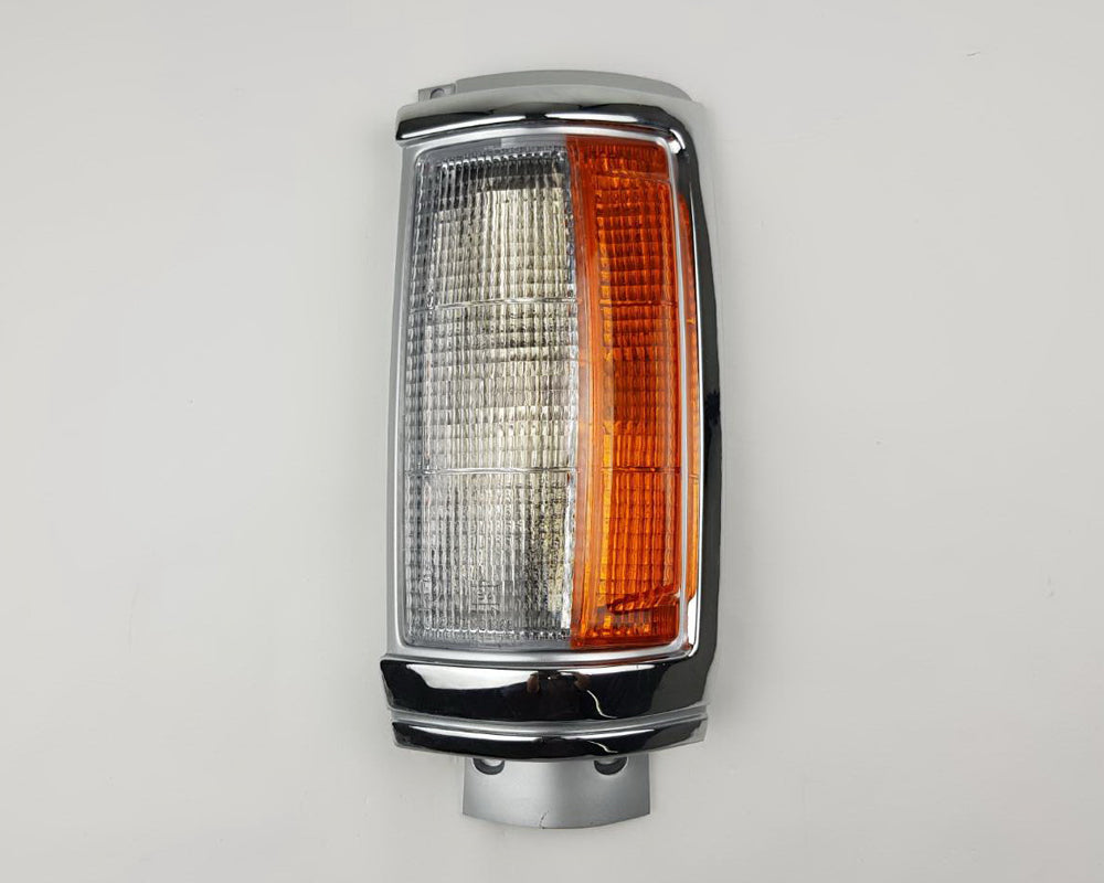 Front Corner Turn Signal Light - for Mitsubishi L200 Cyclone 1979–1987 - Chrome - Left LH - OEM MB527091