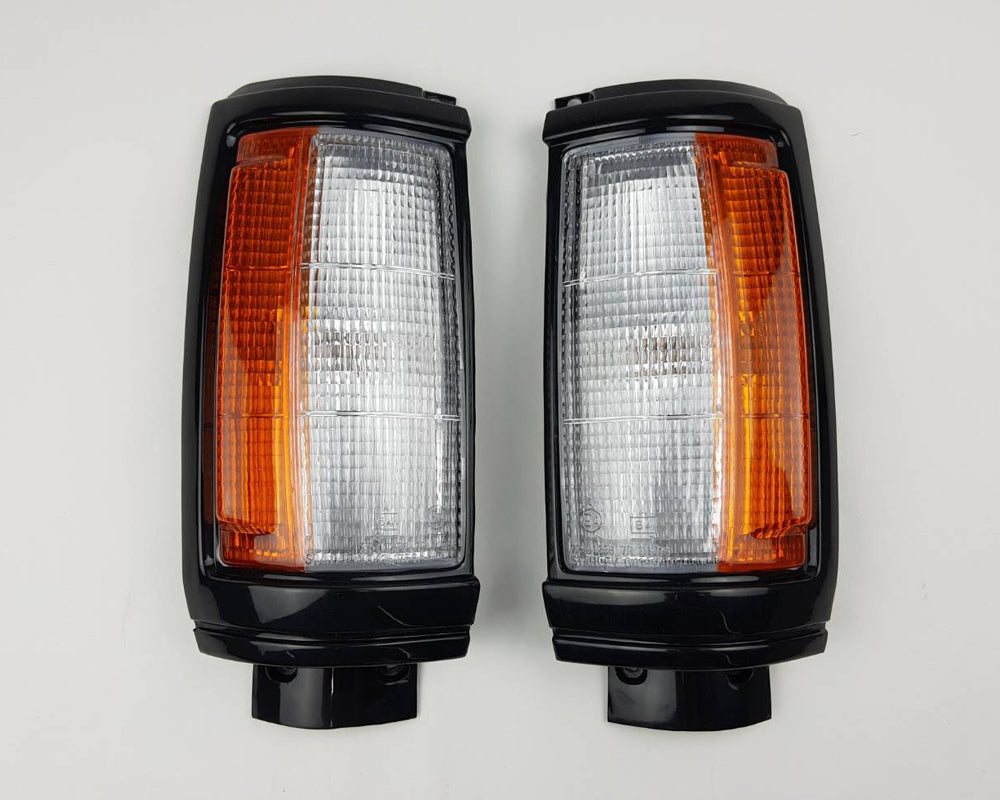 Front Corner Turn Signal Light - for Mitsubishi L200 Cyclone '94 1979–1987 - Black - LH + RH Pair - OEM MB527089 / MB527090