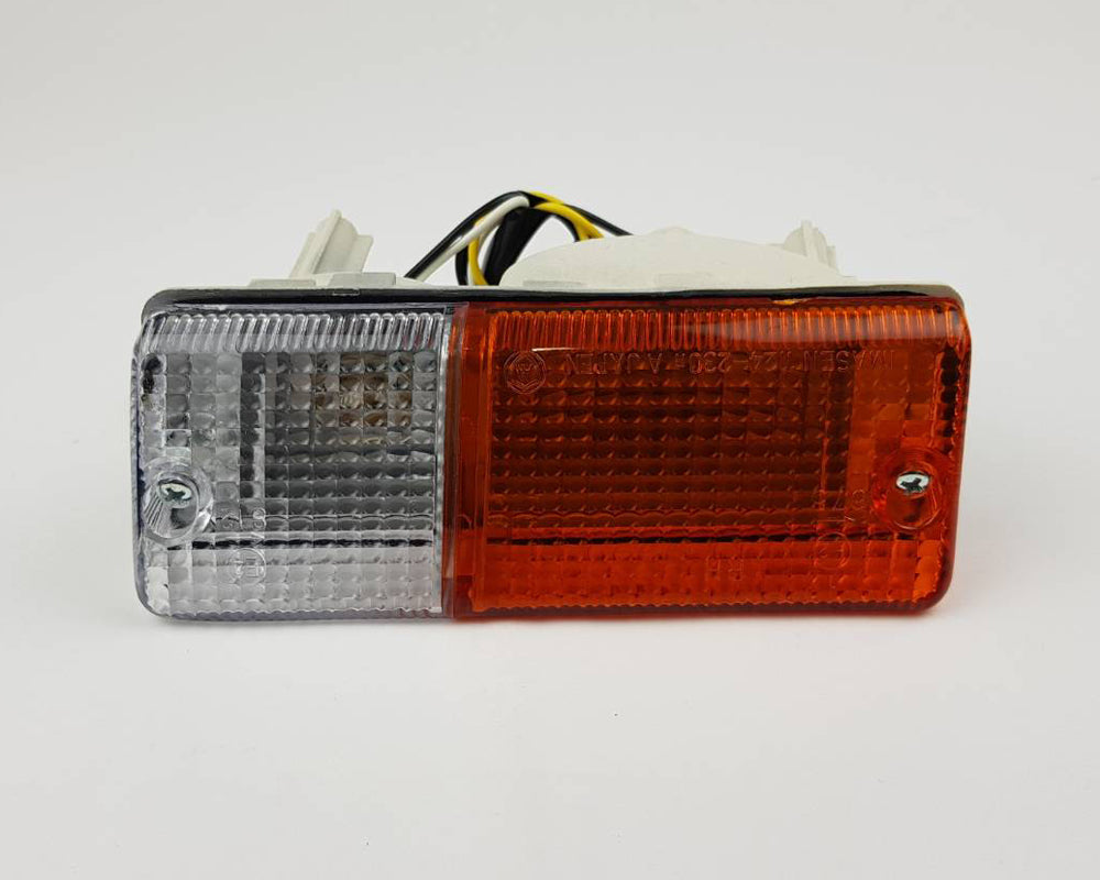 Front Bumper Turn Signal Light for Mitsubishi L200 - Diesel - Amber / Clear - RH