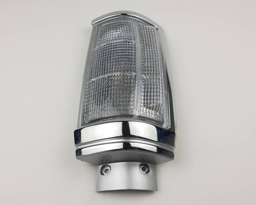 Front Corner Turn Signal Light for Mitsubishi Mighty Max – Chrome / Clear Lens – LH / RH L