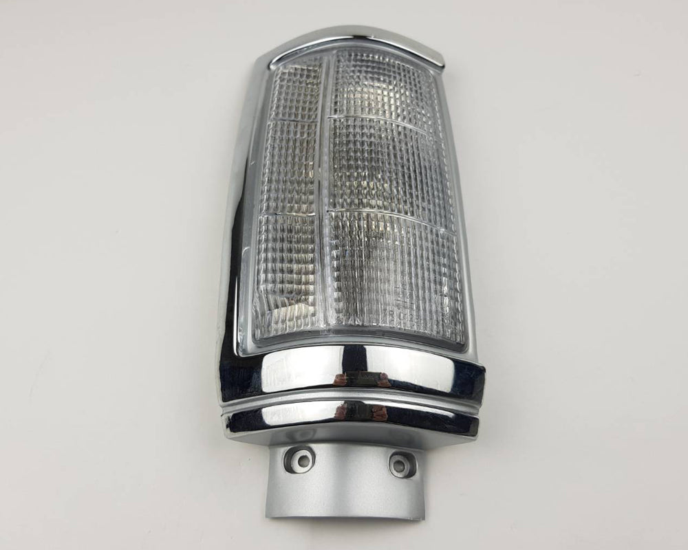 Front Corner Turn Signal Light for Mitsubishi Mighty Max – Chrome / Clear Lens – LH / RH R