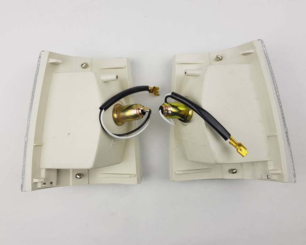 Mazda B2200 Front Corner Turn Signal Light – Clear – LH + RH Pair – view 2
