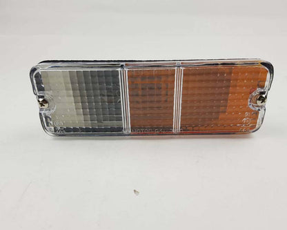 Mazda B2200 / M1300 / M1400 Front Bumper Parking & Turn Signal Light – Amber / Clear – RH / Right