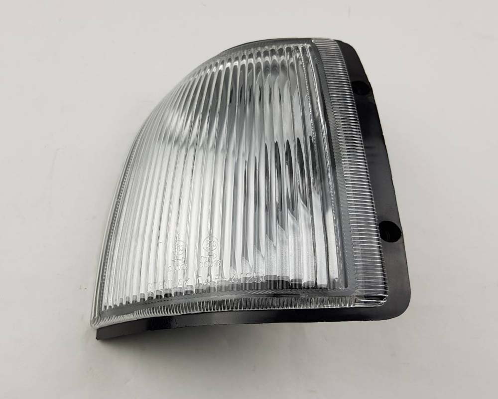 Mazda B2500 Fighter Front Corner Turn Signal Light – Clear – LH / Left – view 3