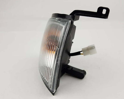 Mazda B2500 Fighter Front Corner Turn Signal Light – Clear – RH / Right – view 3