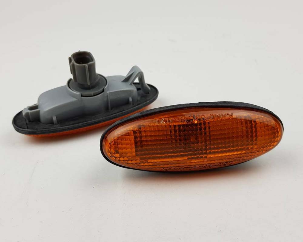 Mazda 323 / B2500 Fighter Side Marker Turn Signal Light – Amber – Pair – Default Title – view 2
