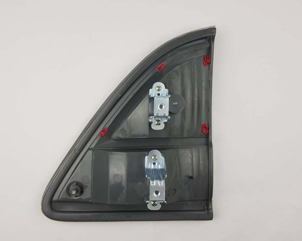Mazda BT-50 Pro Tailgate Reflector – Red / Clear – LH / Left – view 2