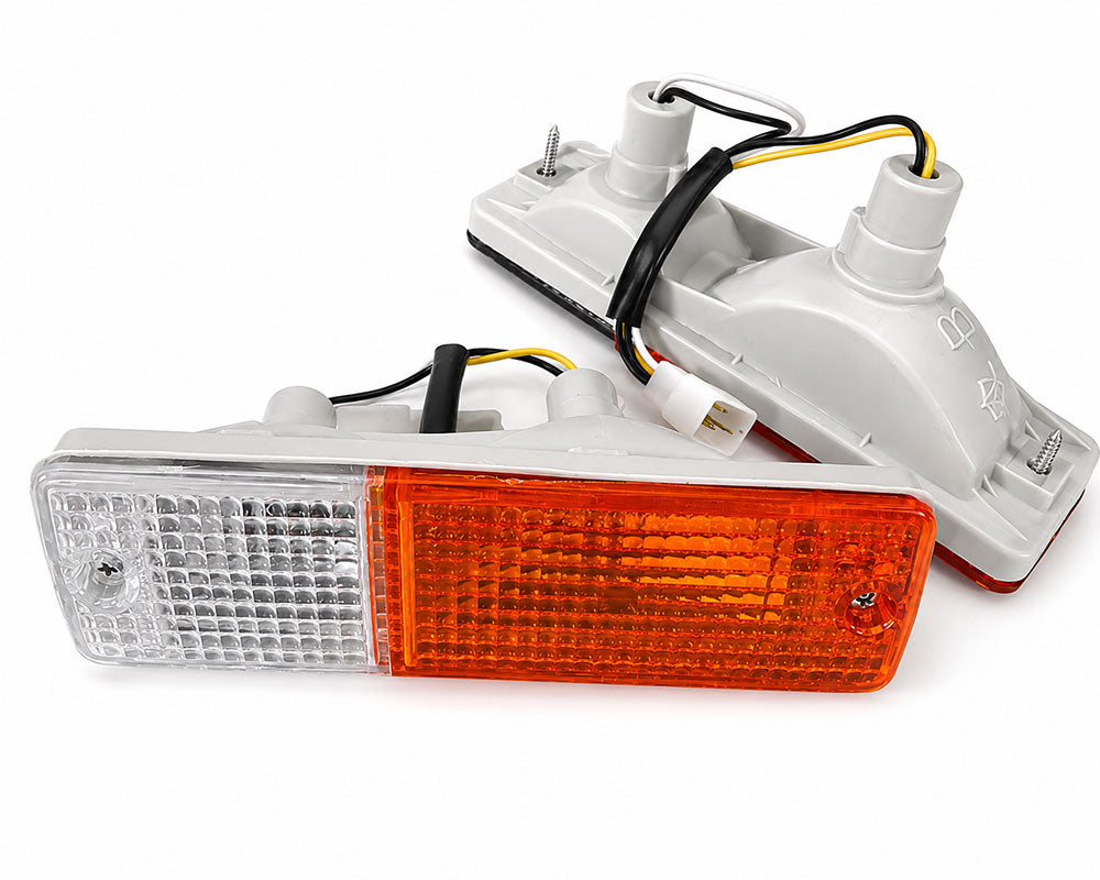 Front Bumper Turn Signal Light - for Nissan 720 Pickup / SD23 1983–1985 - LH + RH Pair – OEM 26125-01W00 / 26120-01W00