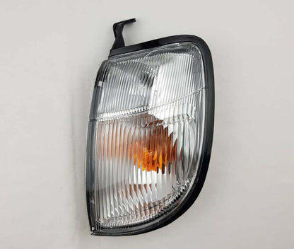 Front Corner Turn Signal Light - for Nissan D22 Pickup 2000 - No Socket - RH – OEM 26110-VJ825