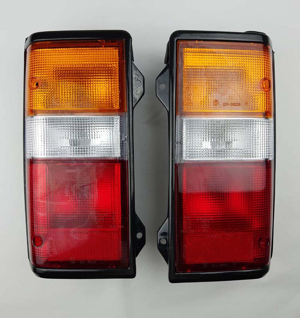 Rear Combination Light - for Nissan Caravan / Urvan E24 - With Socket - LH + RH Pair – OEM B6555-01N00 / B6550-01N00