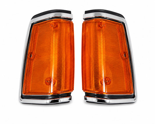 Front Corner Turn Signal Light - for Nissan 720 Pickup - Chrome - LH + RH Pair – OEM 26165-01W00 / 2616-01W00