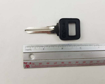 Ignition Uncut Blank Key for Volvo 740 760 780 240 242 244 245 DL GL 960 940 GLE GLT VL8-P