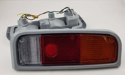 1975–1978 Toyota Hilux RN20 / RN25 Pickup rear combination tail light pair product view 2
