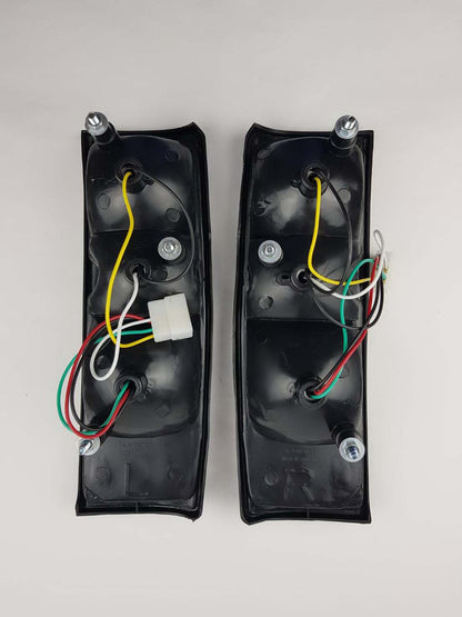 1979–1984 Toyota Hilux RN30 / RN40 Pickup rear combination tail light pair product view 2