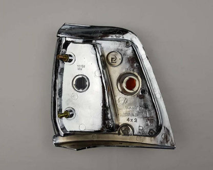 Front Corner Parking & Clearance Light – Chrome – RH for 1991–1994 Toyota Hilux LN80 / LN85 / LN90 / RN85 and related models product view 2