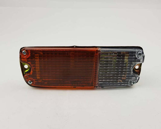Front Bumper Turn Signal Light – Amber/Clear Left Hand (LH) for 1972–1977 Toyota Hilux RN20 / RN25 Pickup OEM 81520-89806