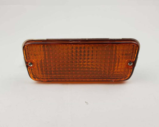 Front Bumper Turn Signal Light Left Hand (LH) for 1979–1981 Toyota Hilux RN30 / RN40 Pickup OEM 81520-39315