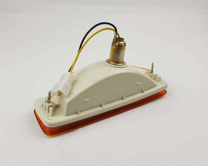 Front Bumper Turn Signal Light – Amber for 1988–1997 Toyota Hilux LN85 / LN90 / LN10# and related models product view 2