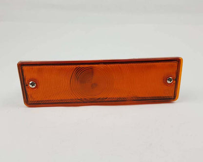 Front bumper turn signal light pair LH RH for 1979–1981 Toyota Hilux RN30 / RN40 Pickup OEM 81520-39315 81510-39315