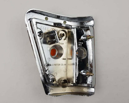 Front & Turn Signal Light - LN106 - Chrome - LH for 1992–1996 Toyota Hilux 4WD; commonly used on LN106 / LN107 / LN111 and related applications – OEM 81620-35060