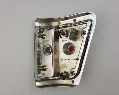 Front & Turn Signal Light - LN106 - Chrome - RH for 1992–1996 Toyota Hilux 4WD; commonly used on LN106 / LN107 / LN111 and related applications – OEM 81610-35060