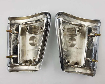 Front & Turn Signal Light - LN111 - Chrome - LH-RH for Toyota Hilux LN111 – OEM 81611-35160 / 81621-35160
